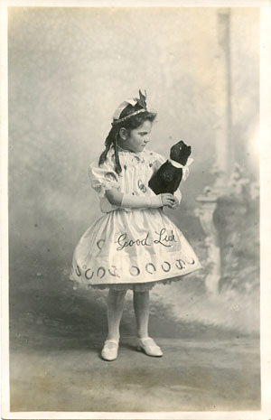 WeeklyGem 21: Good Luck Black Cat